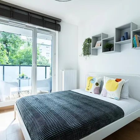 Pure Inzynierska - Parking Free Wroclaw