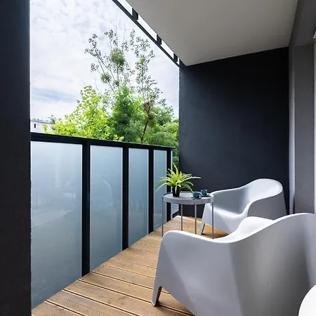 Pure Inzynierska - Parking Free Вроцлав