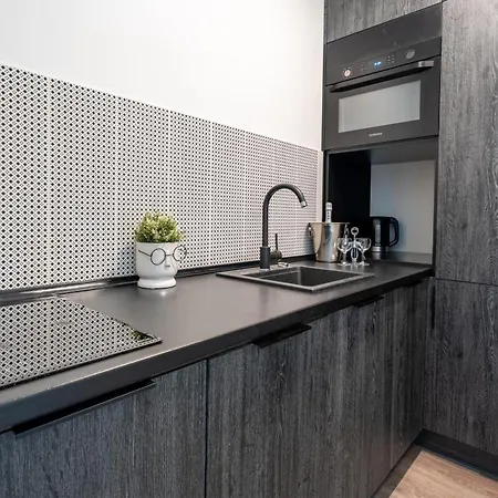 Pure Inzynierska - Parking Free Апартаменты