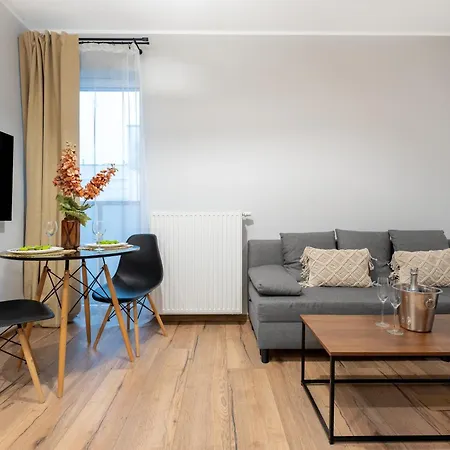 Pure Inzynierska Apartment
