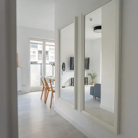 Pure Inzynierska - Parking Free Апартаменты