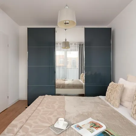 Pure Inzynierska - Parking Free Apartment Breslau