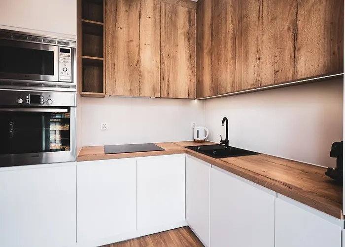 Pure Inzynierska - Parking Free * Breslavia