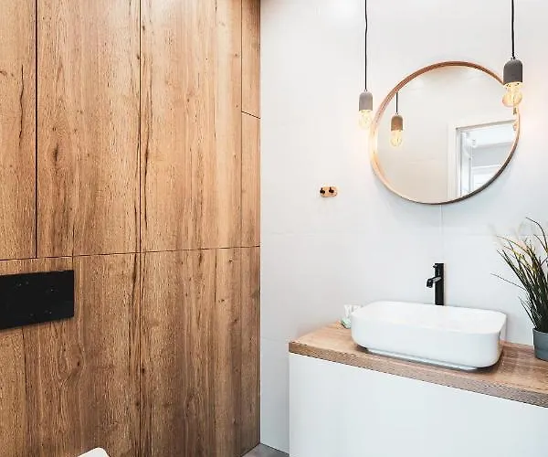 Pure Inzynierska - Parking Free * 弗罗茨瓦夫