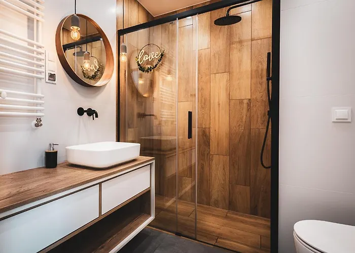 Pure Inzynierska - Parking Free 弗罗茨瓦夫