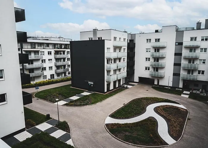 Pure Inzynierska - Parking Free Breslavia