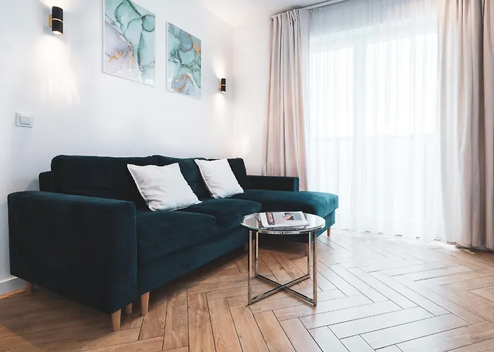 Pure Inzynierska - Parking Free * 弗罗茨瓦夫