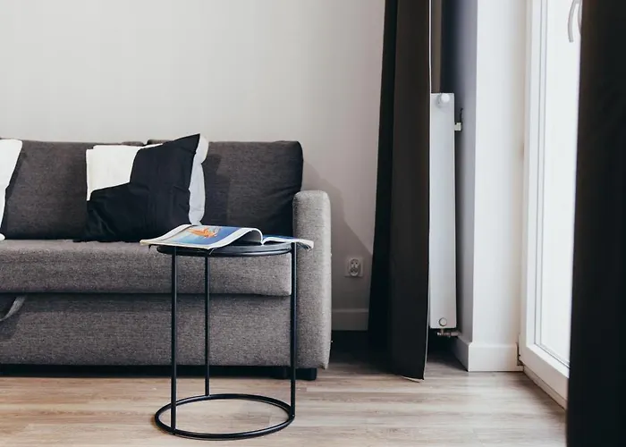 Pure Inzynierska - Parking Free 弗罗茨瓦夫