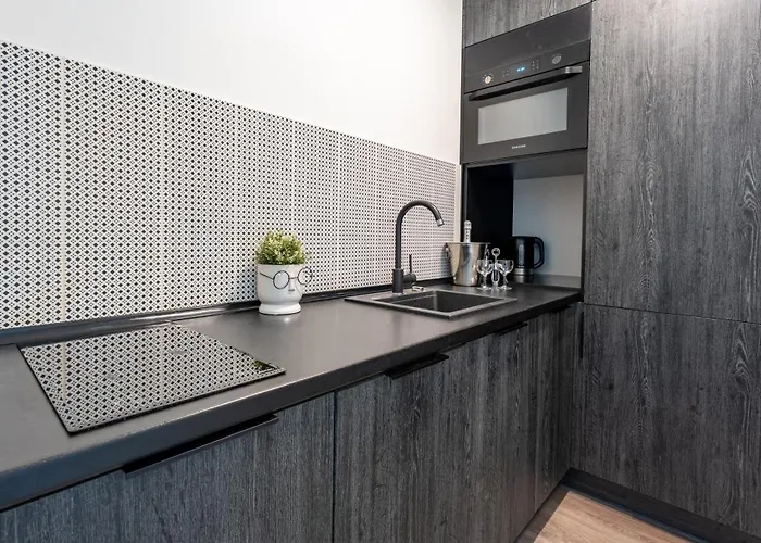 Pure Inzynierska - Parking Free Appartamento